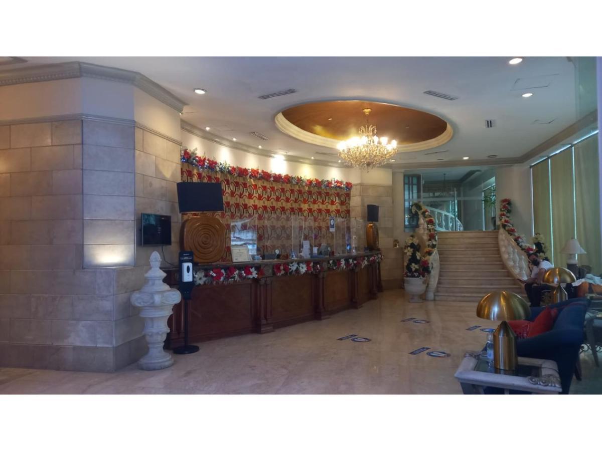 Capital O 914 Makati Palace Hotel Makati City Exteriör bild